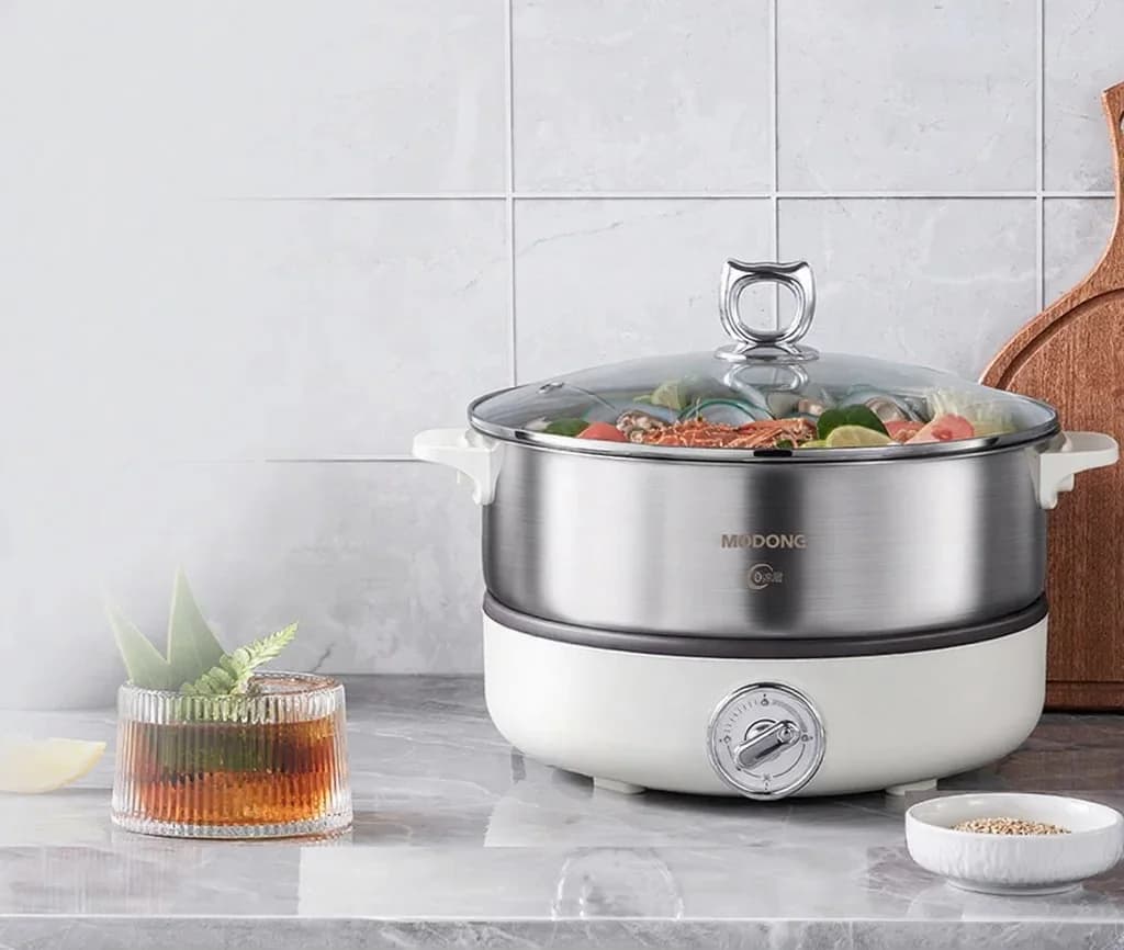 Split Electric Hot Pot with Stainless Steel Pot Liner 1500W