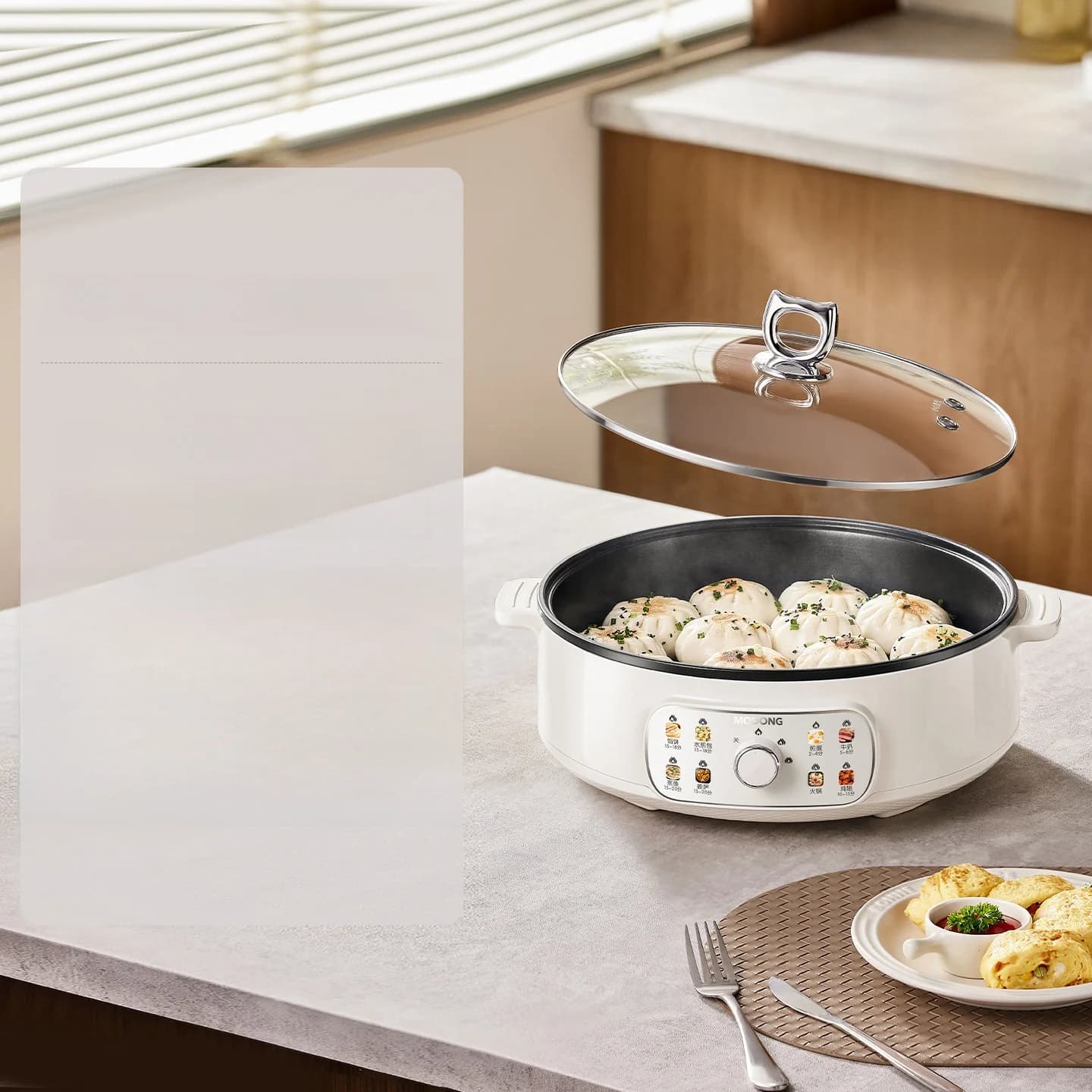 Electric Griddle Pan with Lid 1800W 3 Heat Settings Non-Stick